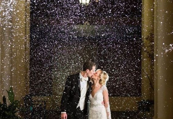 снег на свадьбу