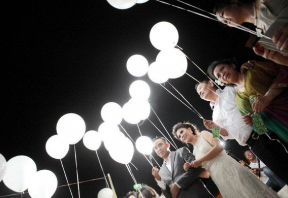 светящиеся шарики на свадьбу