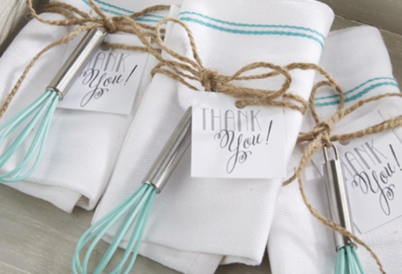Кухонные полотенца гостям на свадьбе